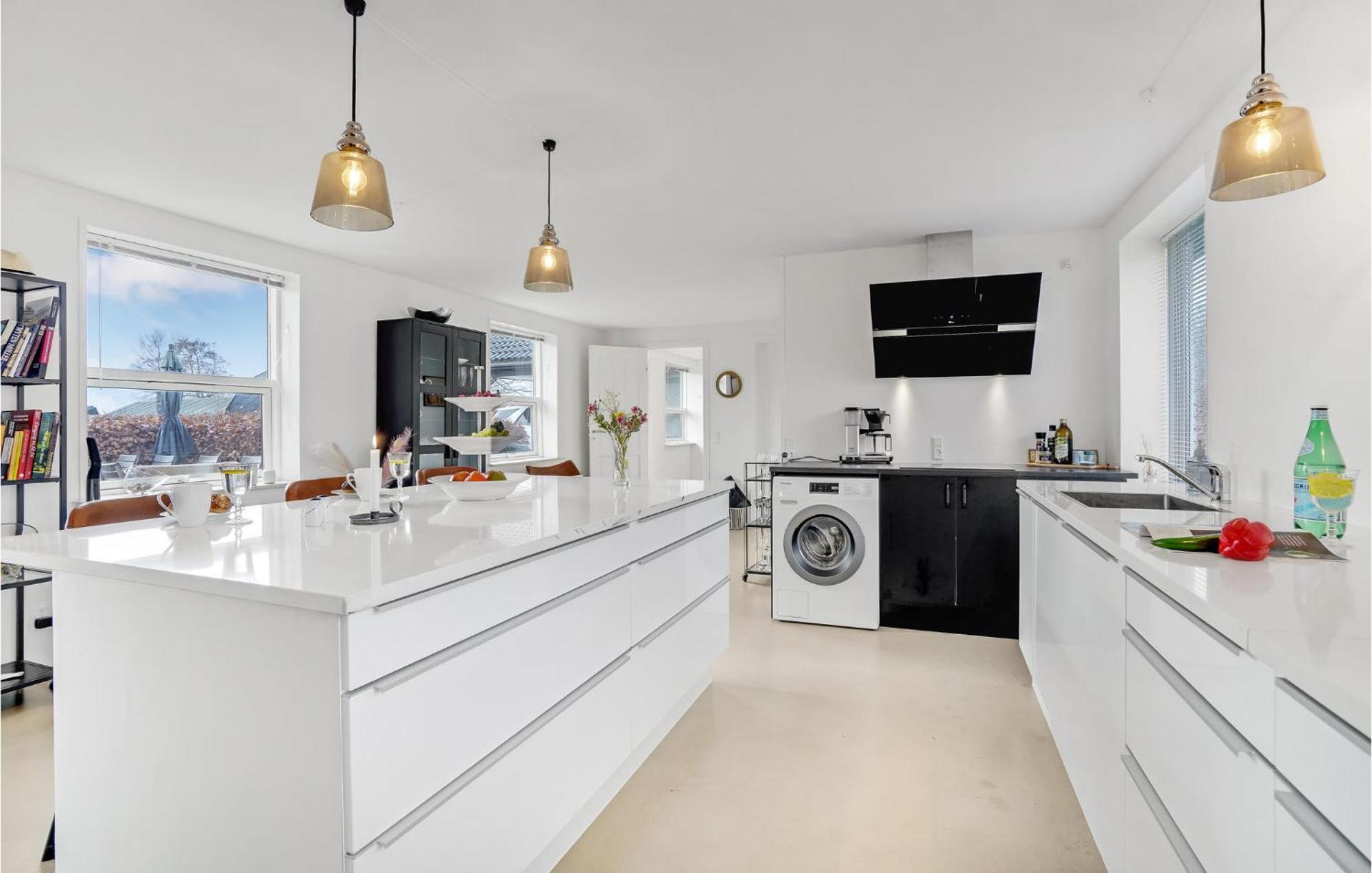 Gorgeous Home In Sunds With Kitchen Экстерьер фото